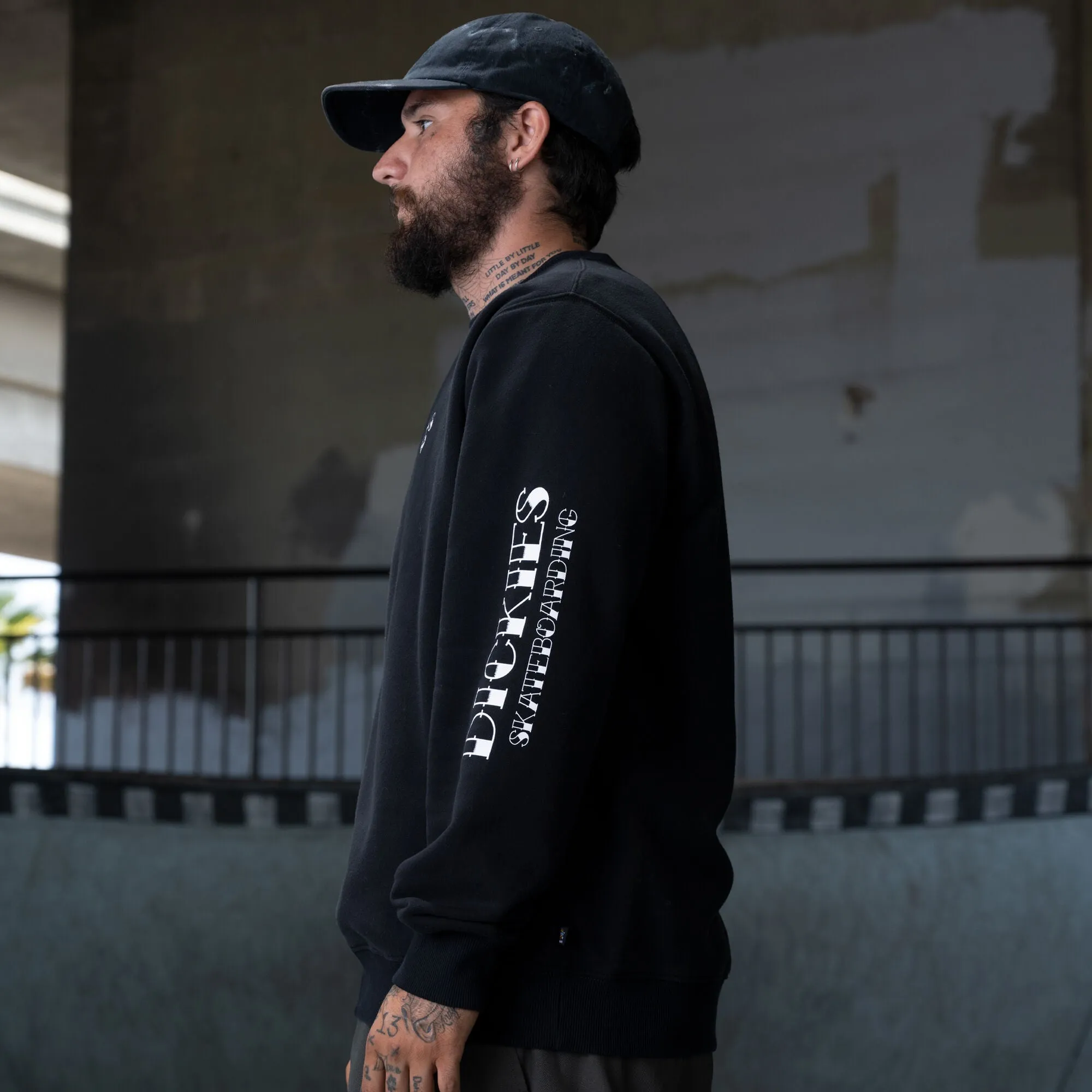 Dickies Ronnie Sandoval Relaxed Fit Sweatshirt - Black