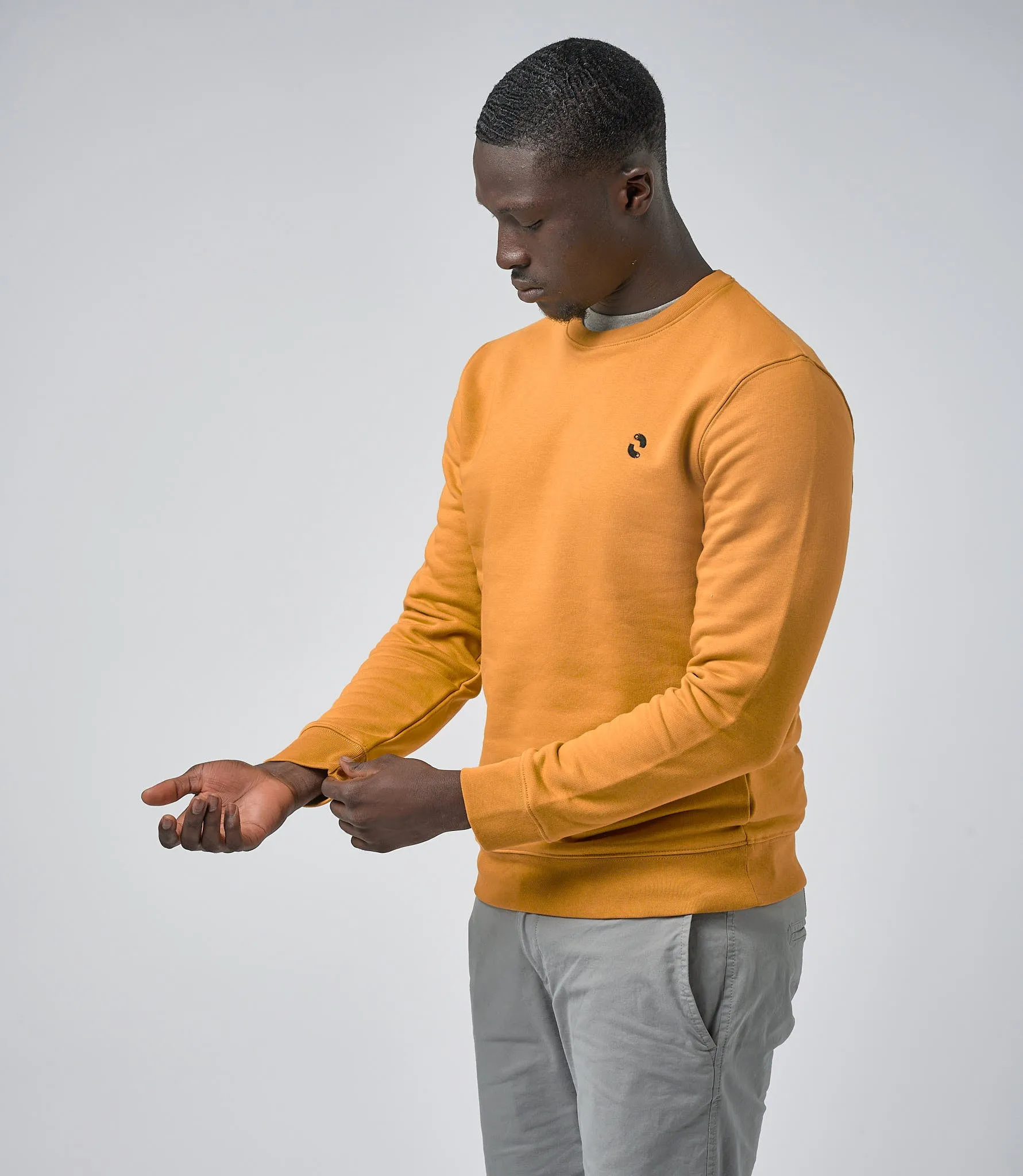 Omnitau Men's Prime Organic Cotton Crew Neck Sweatshirt -  Yellow